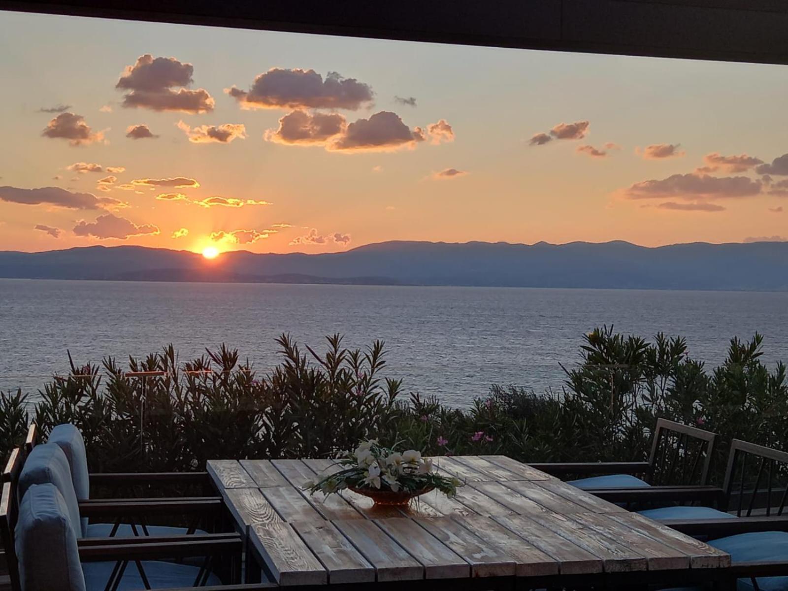 Mavi Panorama Villa Cesme Bagian luar foto